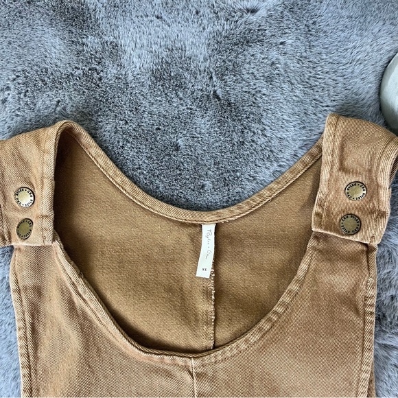RYLEE + CRU OVERALL DRESS - Camel Brown XS - Picture 8 of 13